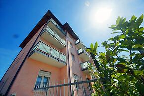 Hotel Clarin 14 by Dori