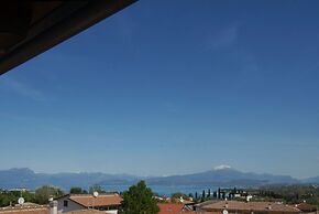 Hotel Clarin 14 by Dori