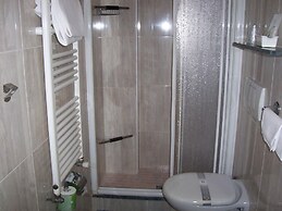 Hotel Caldin's