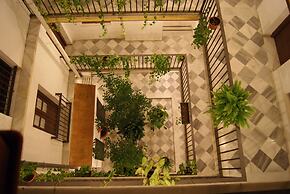 Casa Palacio de Los Leones