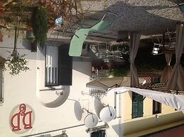 La Mimosa Bed and Breakfast