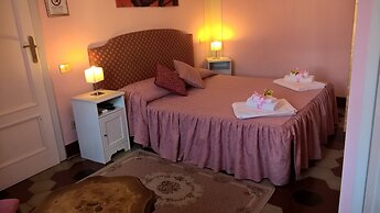 La Mimosa Bed and Breakfast