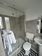 Hotel Montana Paris Lafayette