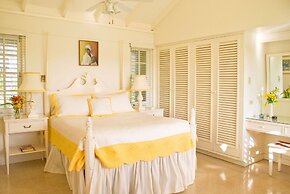 Seagrapes 5br by Jamaican Treasures