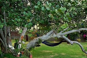 Seagrapes 5br by Jamaican Treasures