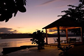 Seagrapes 5br by Jamaican Treasures