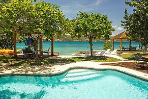 Seagrapes 5br by Jamaican Treasures