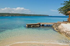 Seagrapes 5br by Jamaican Treasures