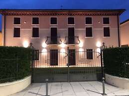 Villa Giotto Luxury Suite & Apartments