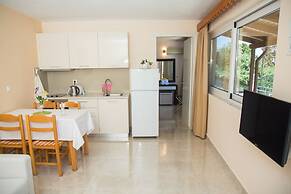 Brentanos Apartments ~ A ~ View of Paradise