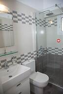 Brentanos Apartments ~ A ~ View of Paradise