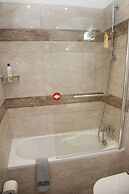 Brentanos Apartments ~ A ~ View of Paradise