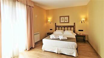 Hotel Ele Puente Romano