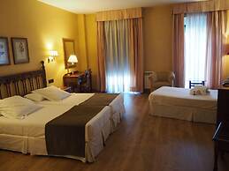 Hotel Ele Puente Romano