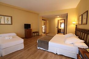 Hotel Ele Puente Romano