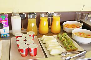 Hotel Ele Puente Romano