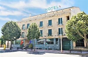 Hotel Ele Puente Romano