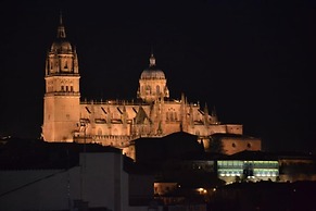 Hotel Ele Puente Romano