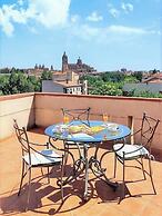 Hotel Ele Puente Romano