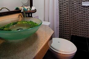 CM Night Bazaar Boutique Hotel