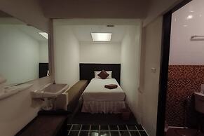 CM Night Bazaar Boutique Hotel