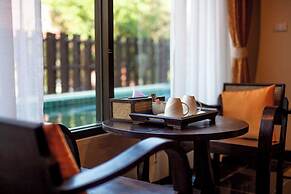 CM Night Bazaar Boutique Hotel
