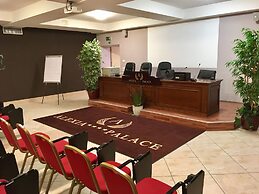 Alexia Palace Hotel Residence