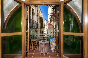 Ifigenia Rooms & Studios