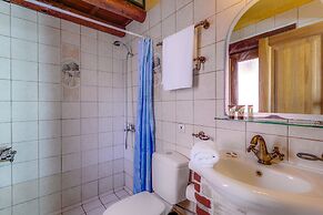 Ifigenia Rooms & Studios