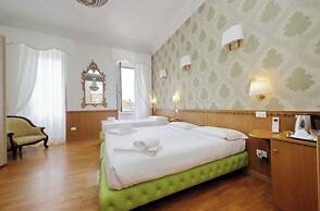 Sonnino Suite