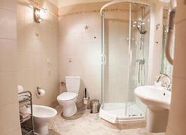 Duval Serviced Apartments