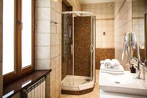 Duval Serviced Apartments