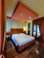 Diamantino Town House