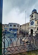 Diamantino Town House