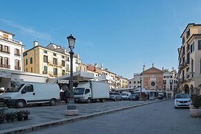 Diamantino Town House