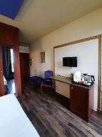 Diamantino Town House