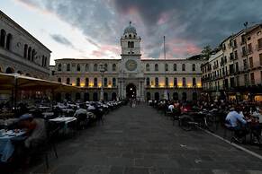 Diamantino Town House