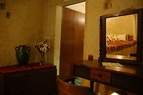 Elkep Evi Cave Hotel