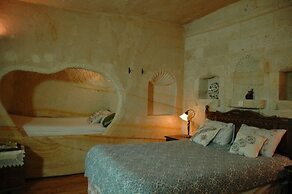 Elkep Evi Cave Hotel