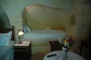 Elkep Evi Cave Hotel