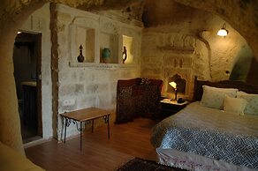 Elkep Evi Cave Hotel