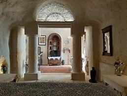 Elkep Evi Cave Hotel