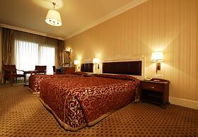 Taksim Metropark Hotel