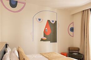 Blume Cruz Suites