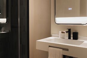Blume Cruz Suites