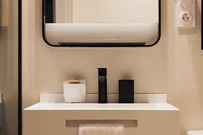 Blume Cruz Suites