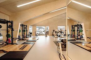 Dips & Drops - The First Bike And Ski Hub