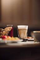 Dips & Drops - The First Bike And Ski Hub