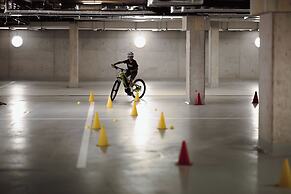 Dips & Drops - The First Bike And Ski Hub