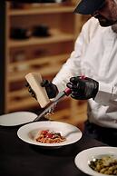 Dips & Drops - The First Bike And Ski Hub